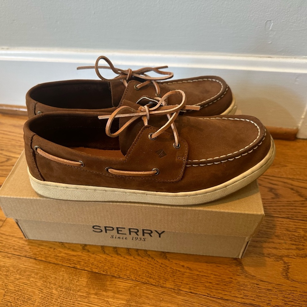 Sperry Cup II Boat Shoe - big kids size 7
